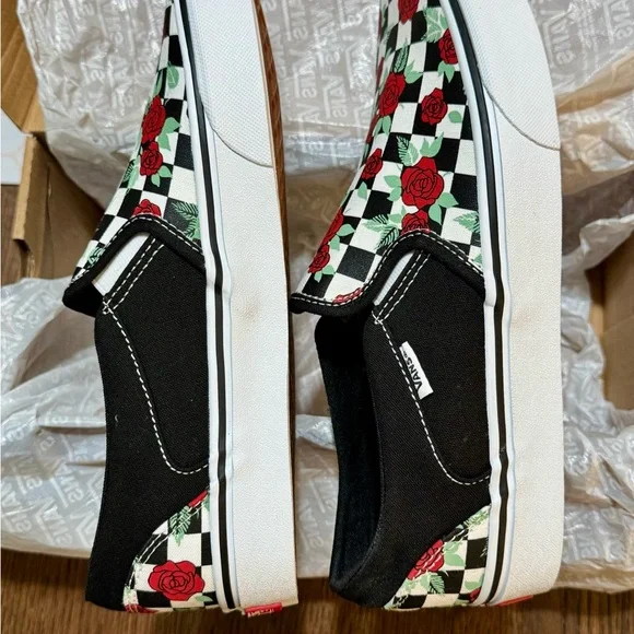 Vans Custom Classic Slip-on Checkerboard Roses - Picture 4 of 8